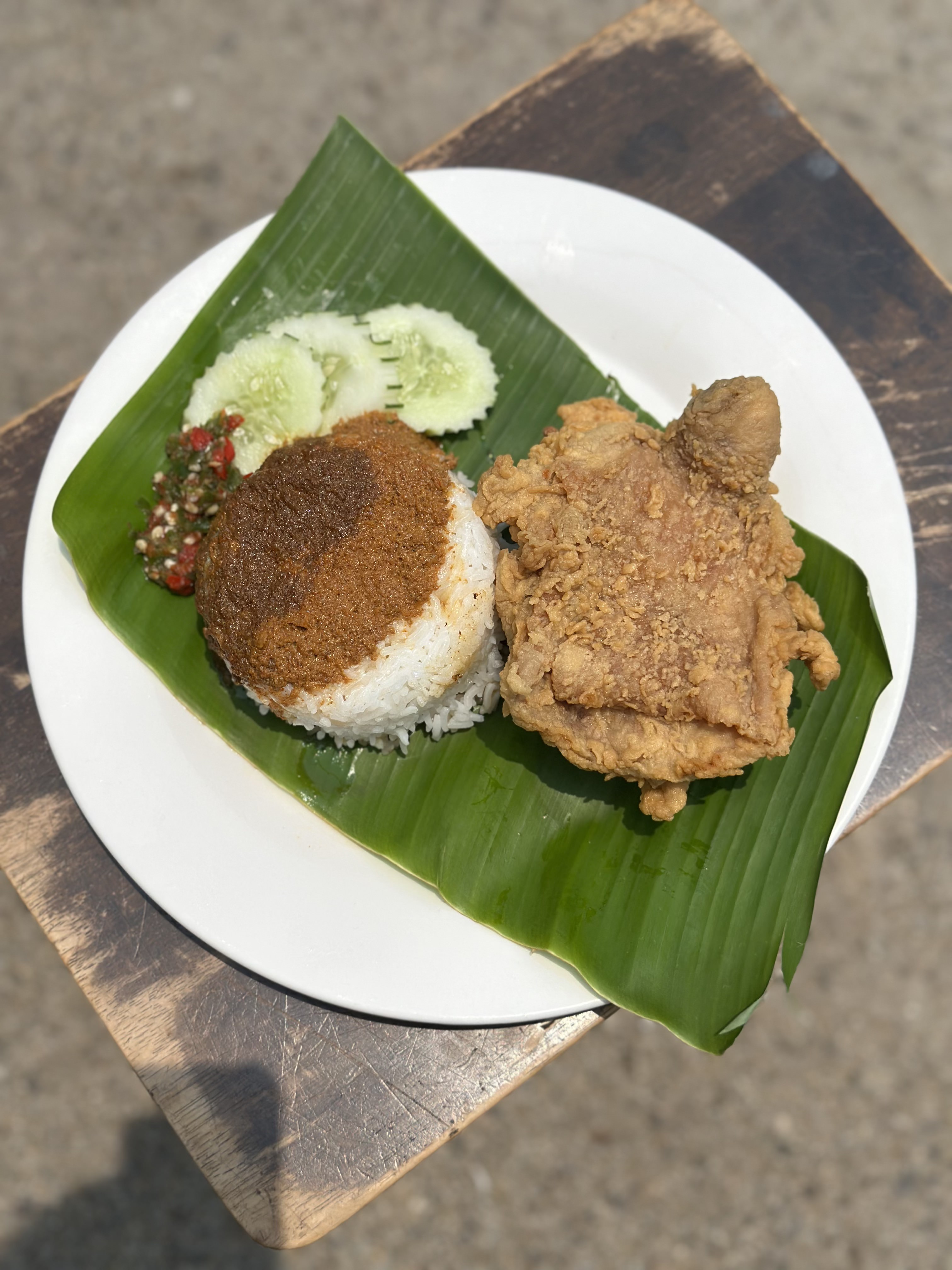 Nasi Kukus Ayam crispy